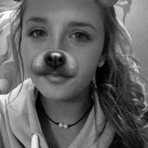 Meet your Posher, Riley